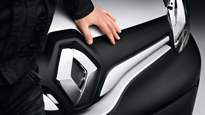 Renault Qatar - Fleet enquiries