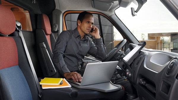 Renault Service - Company director working inside his car